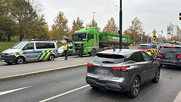 Dopravn� nehoda na Praze 9 si vy��dala lidsk� �ivot (31. ��jna 2024)