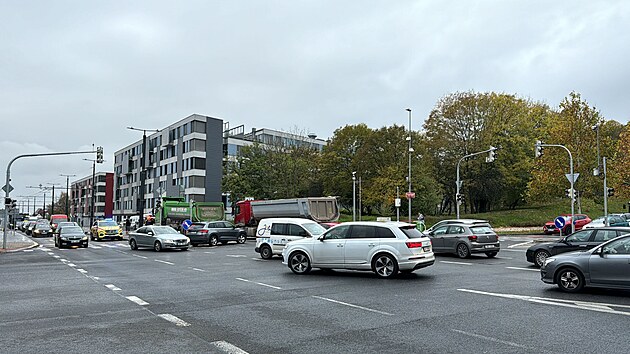 Dopravn� nehoda na Praze 9 si vy��dala jeden lidsk� �ivot (31. ��jna 2024)