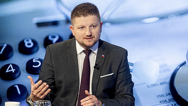 Hostem po�adu Rozst�el je ekonom Ale� Rod