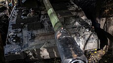 Ukrajinská Panzerhaubitze 2000 v Don�cké oblasti (26. �íjna 2024)