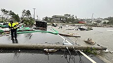 Tchaj-wan suuje silný vítr zpsobený tajfunem. (31. íjna 2024)