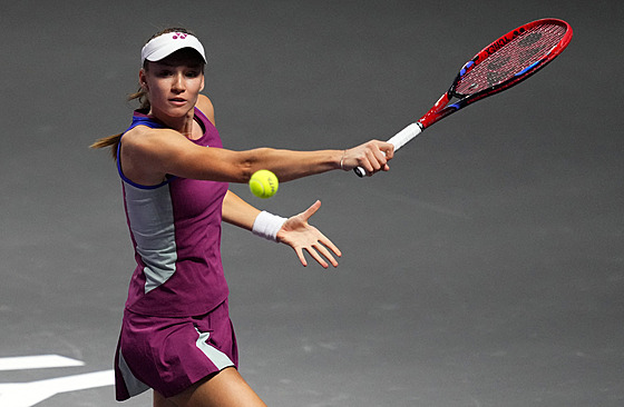 Jelena Rybakinová ve svém druhém duelu na Turnaji mistry�.