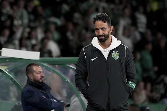 Portugalský trenér Rúben Amorim b�hem utkání Sportingu Lisabon.