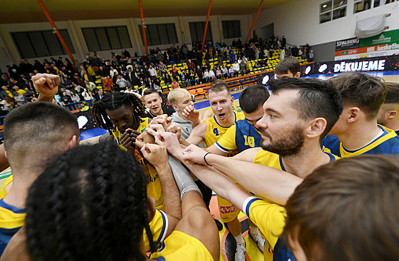 Ústí nad Labem slaví výhru nad Olomouckem.