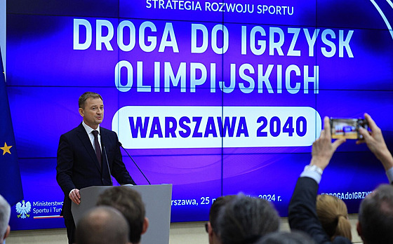 Ministr sportu Slawomir Nitras projektu Varava 2040 ví, v pípad poteby...