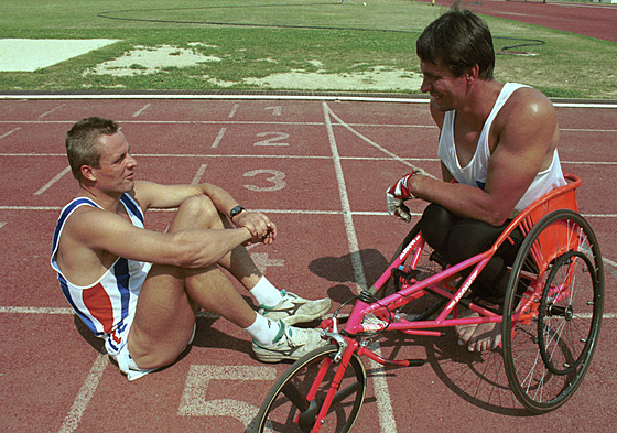 Desetiboja� Robert Zm�lík ovládl v Barcelon� 1992 olympijské hry, p�tiboja�...