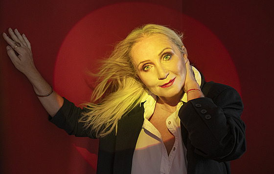 Bára Basiková