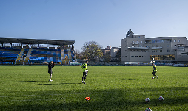 Zlín plánuje dostavbu východní tribuny u fotbalového stadionu. (listopad 2024)