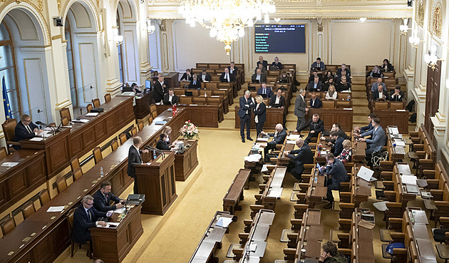 Zastupitelé rovní a rovnější? Jihomoravské zastupitelstvo atakuje ústavní princip rovnosti v právech
