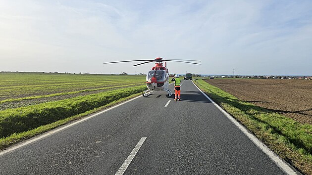 Do Zlínského kraje létají vrtulníky letecké záchranné sluby z Olomouce, Brna a...