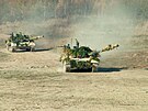 Tanky T-72 M4CZ brzy nahrad� nejmodern�j�� stroje Leopard. Hranick� 7....