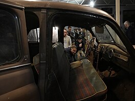 V Polsku je nov� k vid�ní v�bec první automobil vyrobený v zemi po druhé...