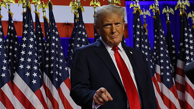 Donald Trump p�ed�� prvn� povolebn� projev, mluv� p�ed p��znivci na Florid�. (6. listopadu 2024)