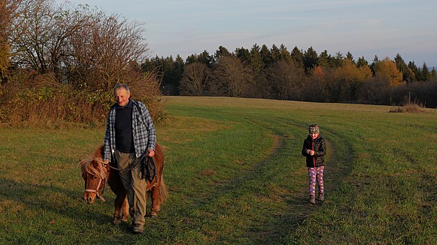 Stdo mohlo bt na zimovit pepraveno vozem, jeho prvodci ale zvolili radji p tru.