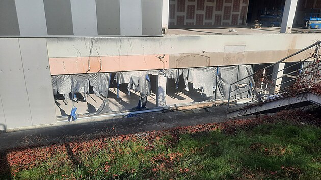 Rekonstrukce hypermarketu Albert za�ala v lednu 2023. Term�n otev�en� obchodn�ho domu se ji� jednou posunul. (5. listopadu 2024p