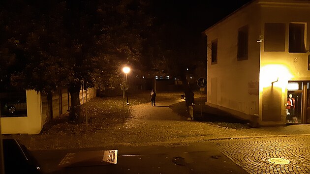 Takto vypad vstup do parku ve Vn ulici v Jihlav, kdy osvtlen zrovna funguje, jak m.