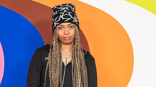Phoenix Chi Gulzarová na předávání Brit Awards (2024)