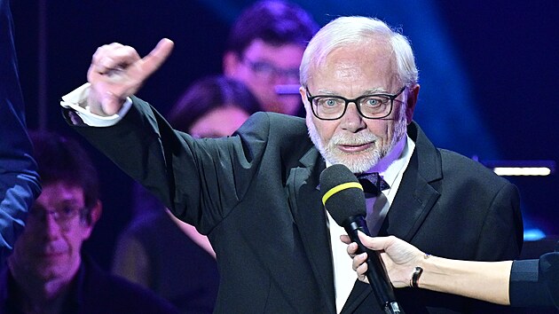 Sc�n�rista a herec Karel Smyczek z�skal cenu Ministerstva kultury za p��nos v oblasti kinematografie a audiovize. (3. listopadu 2024)