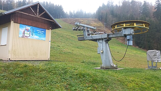 Skiarel Marinsk Lzn se pipravuje na zimn sezonu.