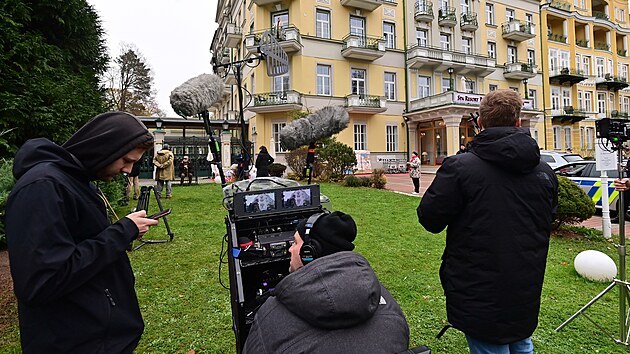 Osm dl pipravovan druh ady detektivnho serilu Oktopus nat v tchto dnech ve Frantikovch Lznch na Chebsku tb esk televize. (7. listopadu 2024)
