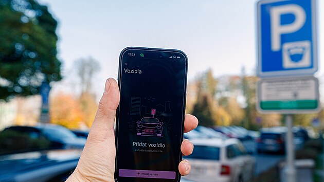 K zaplacen� parkov�n� lze v Olomouci a dal��ch m�stech mimo jin� vyu��t aplikaci EasyPark
