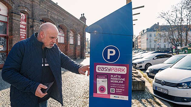 K zaplacen parkovn lze v Olomouci a dalch mstech krom klasickch automat vyut rovn aplikaci EasyPark