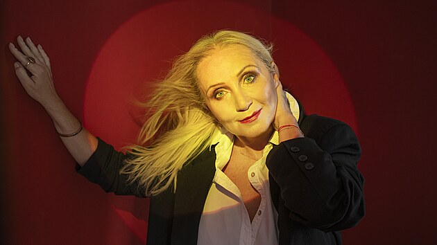 Bára Basiková