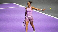 Kate�ina Siniaková (vlevo) s Ameri�ankou Taylor Townsendovou, archivní snímek