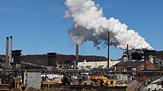 Ocelárna US Steel v Clairtonu v Mon Valley v Pensylvánii (3. listopadu 2024)