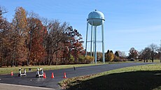 Vjezd do areálu spole�nosti AGR International u Butleru (3. listopadu 2024)