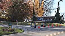 Vjezd do areálu spole�nosti AGR International u Butleru (3. listopadu 2024)