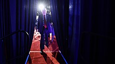 Republikánský kandidát na prezidenta, Donald Trump, odchází z volební akce v...