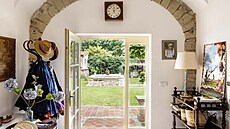 Interiér domu je bezbariérov� propojený se zahradou, ve vstupním prostoru je...