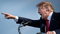 Donaldu Trumpovi se v siln demokratických státech ani nevyplatí pijet. Kamale...