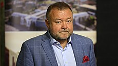 Noviná� Miroslav Karas na snímku z roku 2024