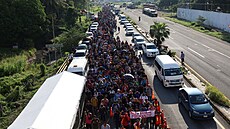 V den amerických prezidentských voleb se do USA z jiního mexického msta...