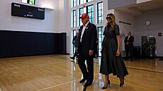 Donald Trump odvolil v amerických prezidentských volbách. Sv�j hlas odevzdal na...