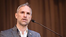 Nám�stek pra�ského primátora a kandidát na p�edsedu Pirát� Zden�k H�ib na...