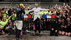 Takhle slaví Alpine. Po msících, moná letech trápení, tým Alpine v brazilském...