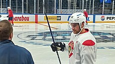 Aleksander Barkov se doká zápasu NHL v rodném Tampere.