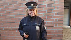 Eva Ulmová pomohla seniorce s fenou Kali.