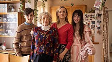 Maxmilián Kocek, Jana �vandová, Petra Bu�ková a Petra Korbelová v seriálu Sex...