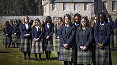Jednou z prvních �kol, kde se za�al nosit tartan, je skotský Gordonstoun. Ten...