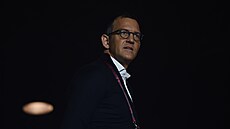 Majitel Sparty Daniel K�etínský p�ed zápasem Ligy mistr� proti Brestu.
