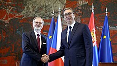 Premiér Petr Fiala se v B�lehrad� setkal s prezidentem Aleksandarem Vu�i�em....