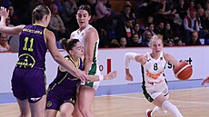 Petra Záplatová ze abin Brno letí ke koi Slovanky.