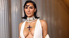 Kim Kardashianová na LACMA Art+Film Gala v Los Angeles (2. listopadu 2024)