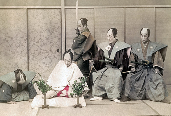 Inscenovaná seppuku v Japonsku 90. let 19. století