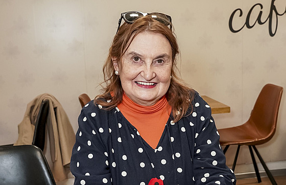 Eva Holubová na k�tu knihy Jakuba Koháka s názvem �en�ní (12. listopadu 2024)