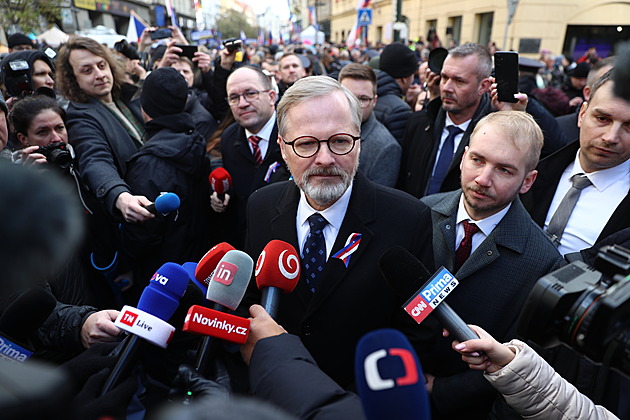 Fiala trumfnul Babiše, slíbil víc než on: 107 355 měsíčně! Začne v létě hulit?